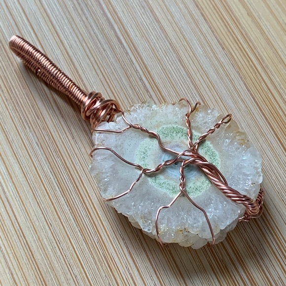 Solar Quartz Tree of Life Pendant-Handcrafted/NWT - Picture 5 of 7